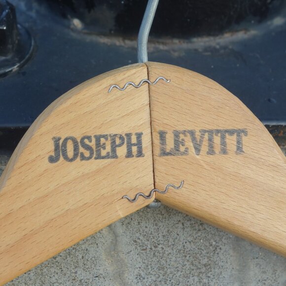 Vintage Joseph Levitt Wood Hanger - Picture 3 of 10